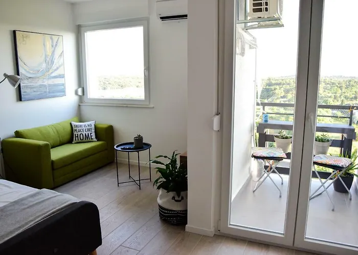 Sky Апартаменты Пула